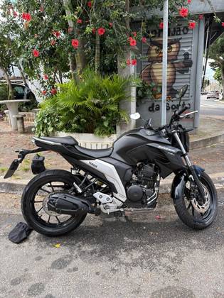 YAMAHA FZ25 FAZER ABS YAMAHA FZ25 FAZER ABS